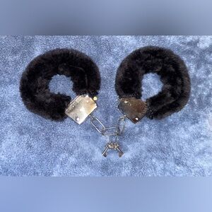 Black Furry Play Handcuffs with Keys